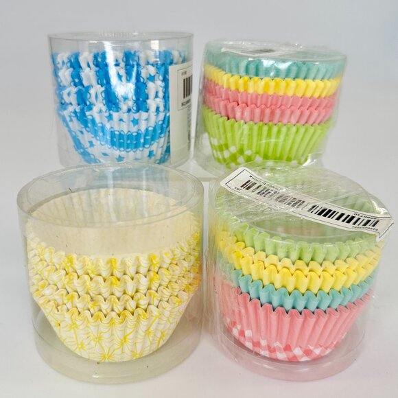 Cupcake Baking Set – 400 Liners + Cupcake Corer – New in Sealed Packs - Picture 1 of 4